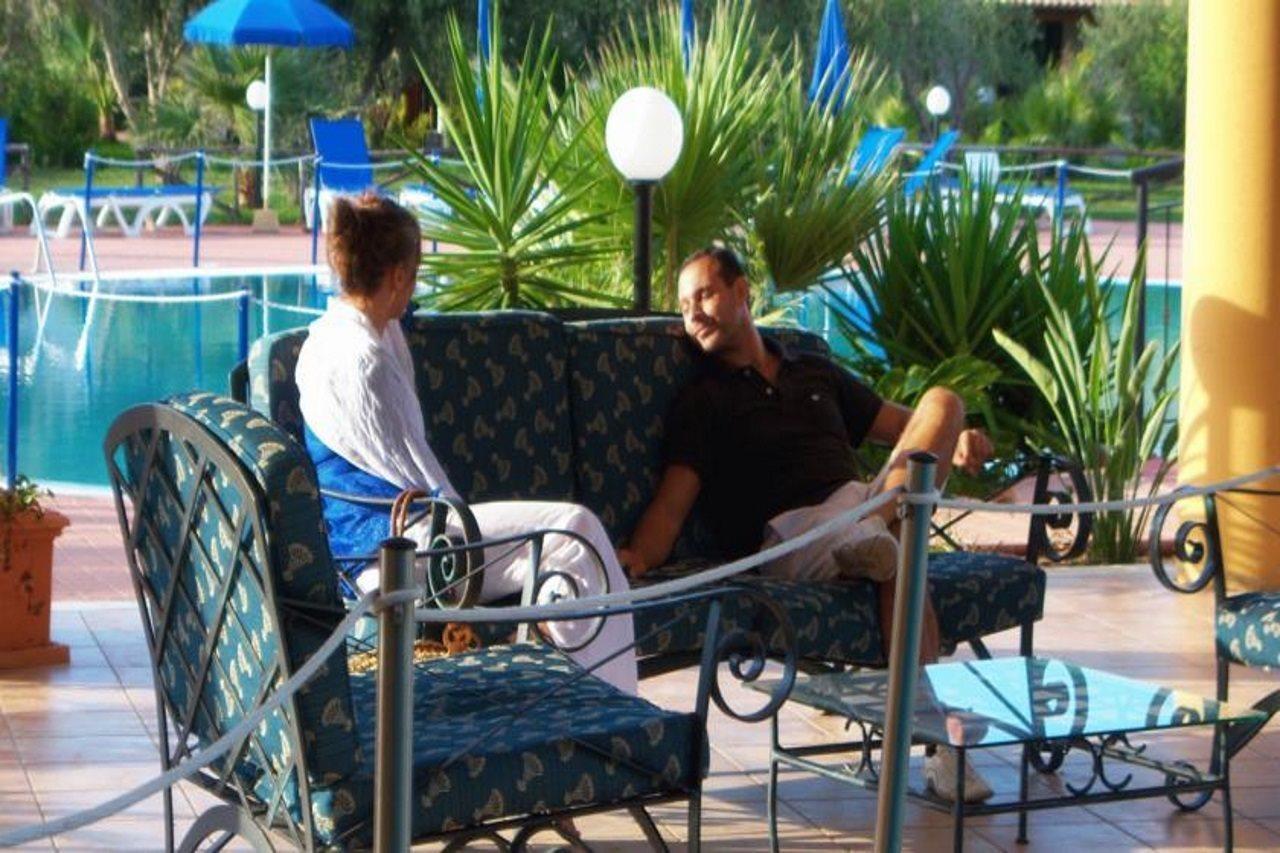 Dolcestate Hotel -Club 坎波菲利斯·迪·罗切 外观 照片